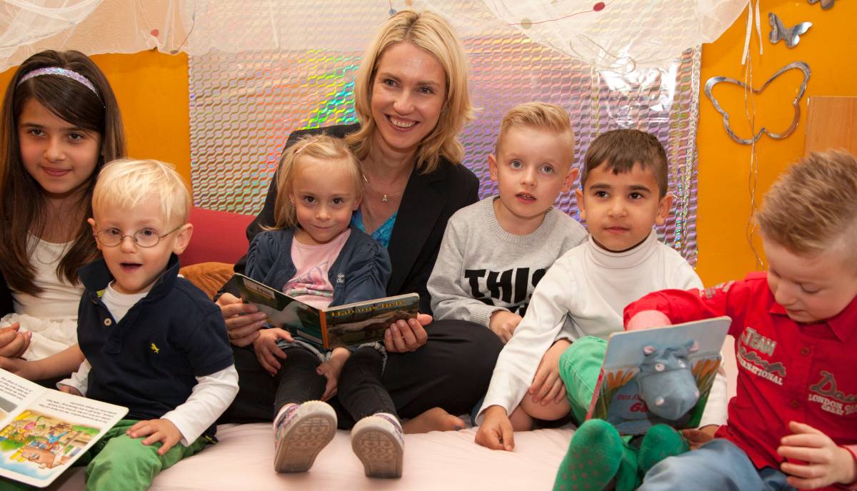 Manuela Schwesig mit Kindern